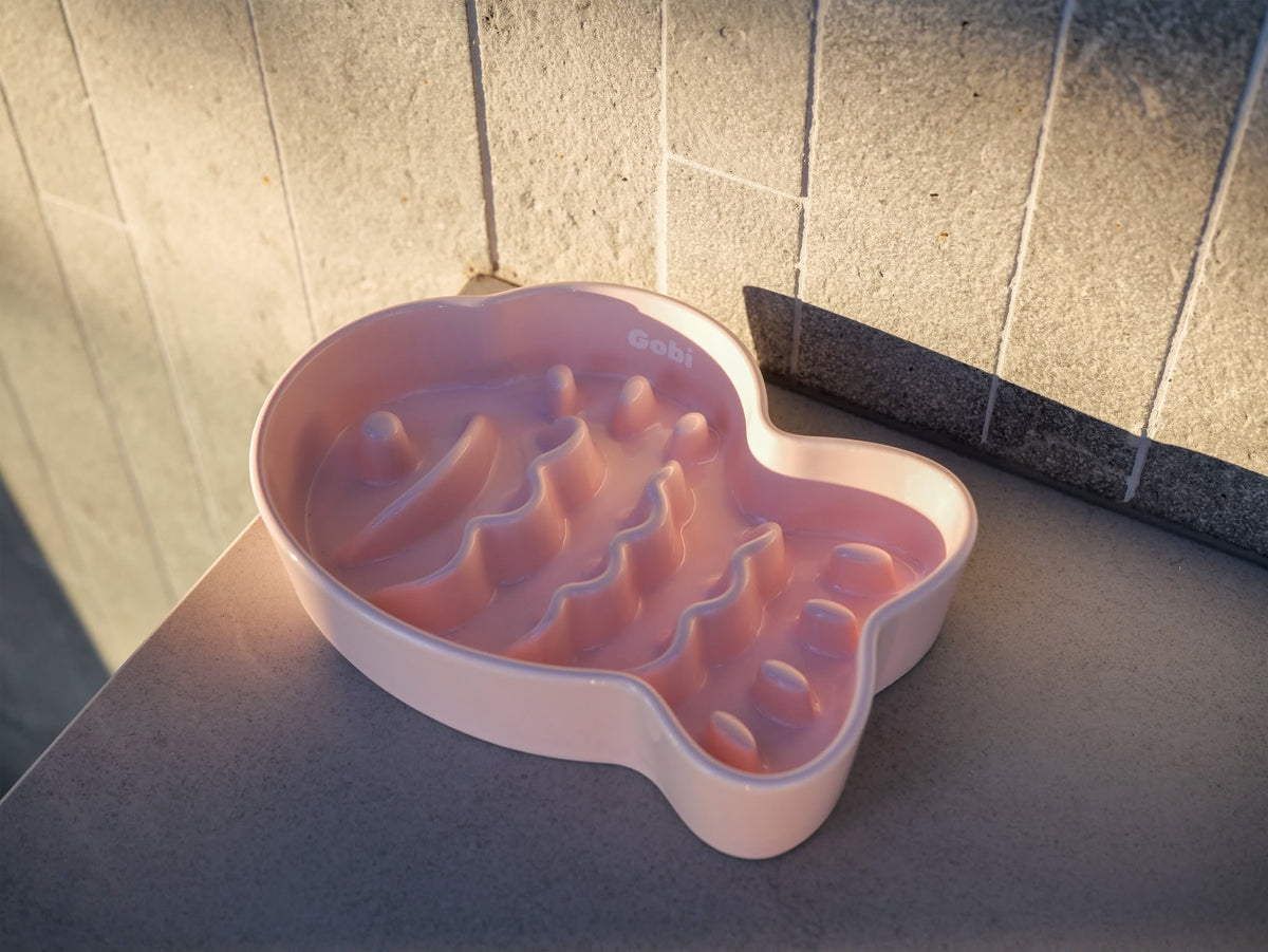 Taiyaki Ceramic Slow Feeder Strawberry Milk